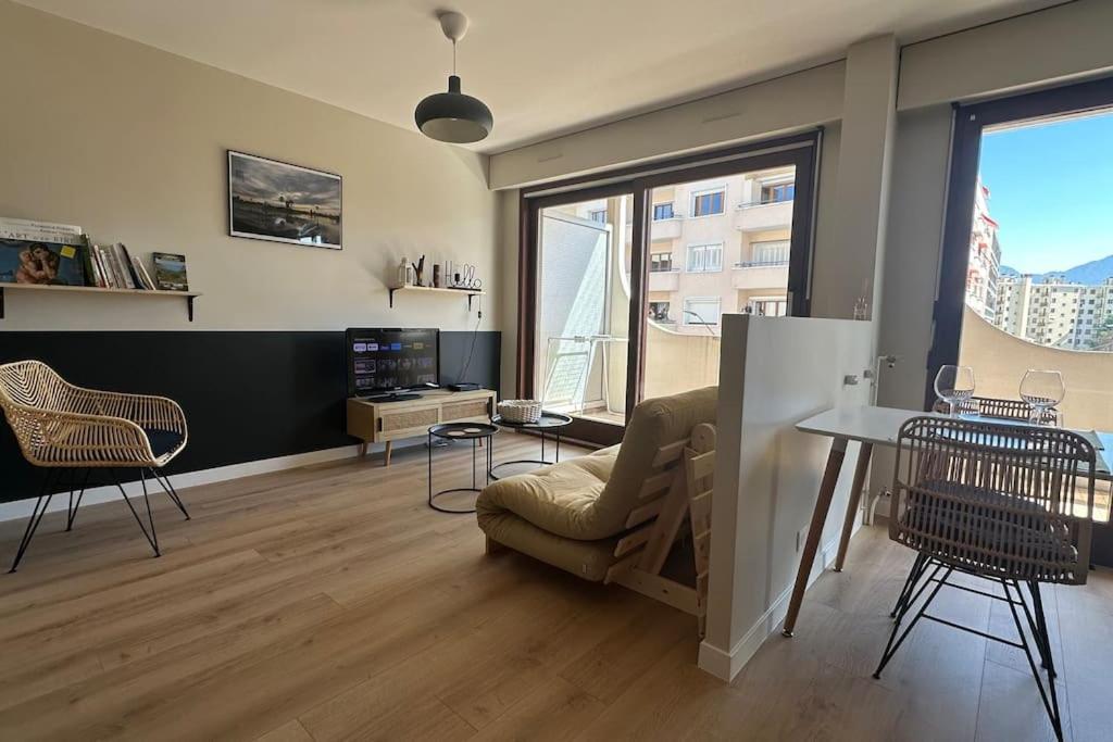 Destination Leman Apartment